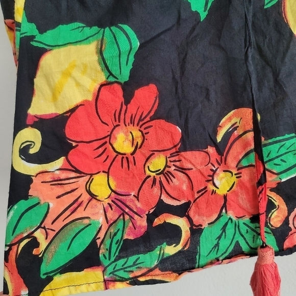 ModaPosa Black & Red Citrus Floral Leola Puff-Sleeve Top Shirt - Picture 9 of 12